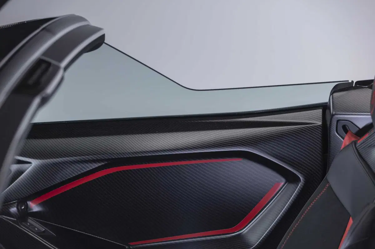 Lamborghini Fenomeno Roadster: 1080 CV ibridi a cielo aperto, ne nasceranno soltanto 15 nel mondo (10)