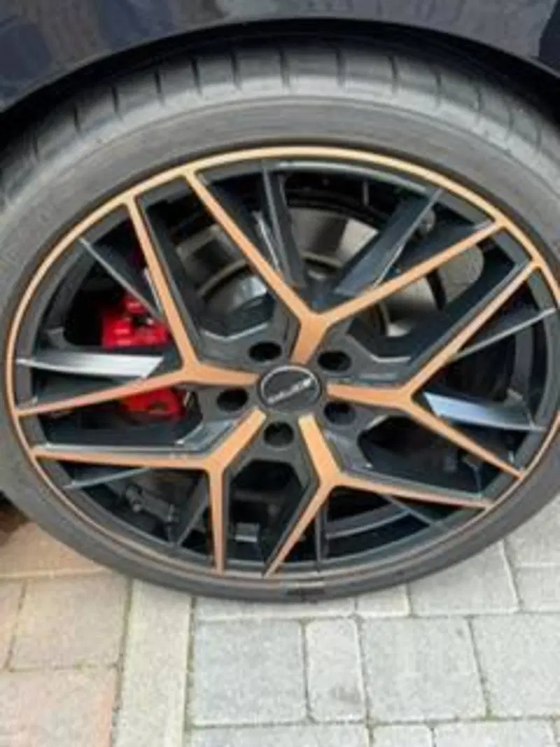 Volkswagen Golf usata a Taranto (5)