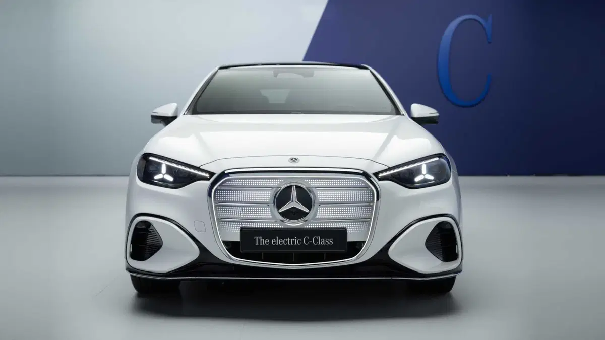 Mercedes-Benz Classe C Elettrica 300 Advanced Plus 4matic (2)