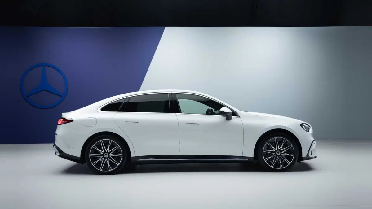 Mercedes-Benz Classe C Elettrica 300 Advanced Plus 4matic (3)