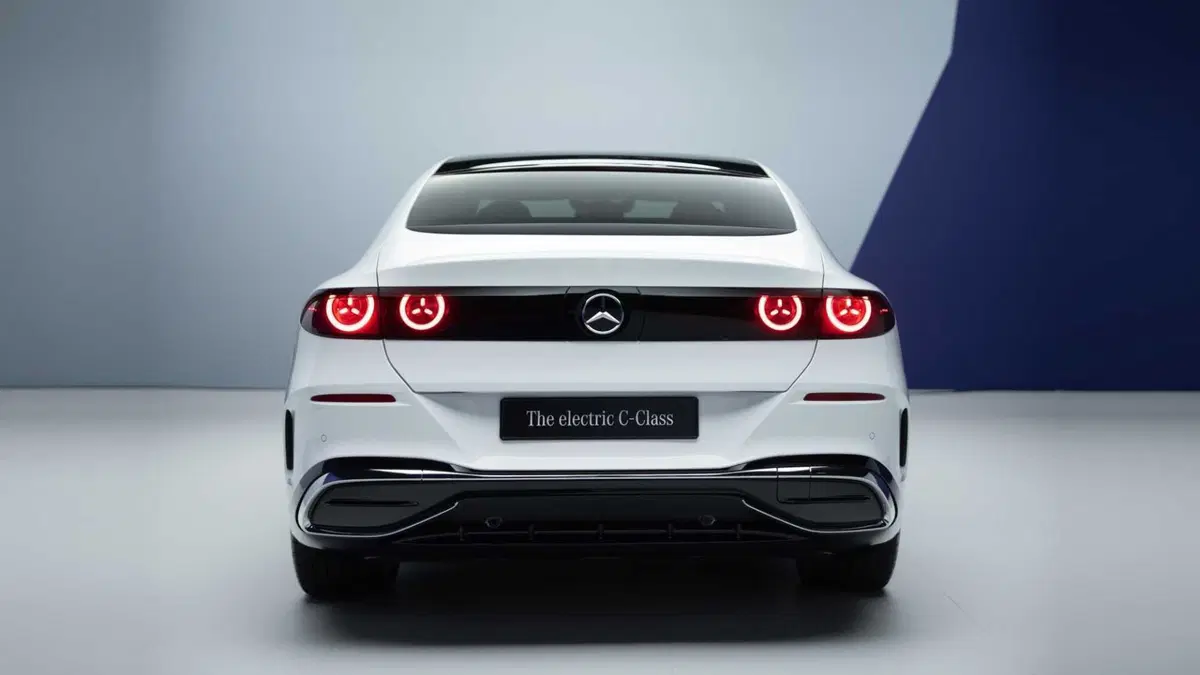 Mercedes-Benz Classe C Elettrica 300 Advanced Plus 4matic (4)