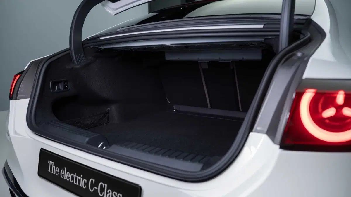 Mercedes-Benz Classe C Elettrica 300 Advanced Plus 4matic (10)