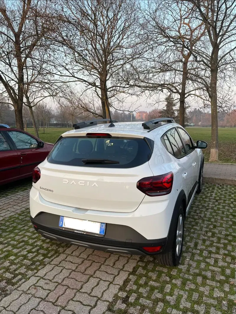 Dacia Sandero Stepway usata a Bologna (2)