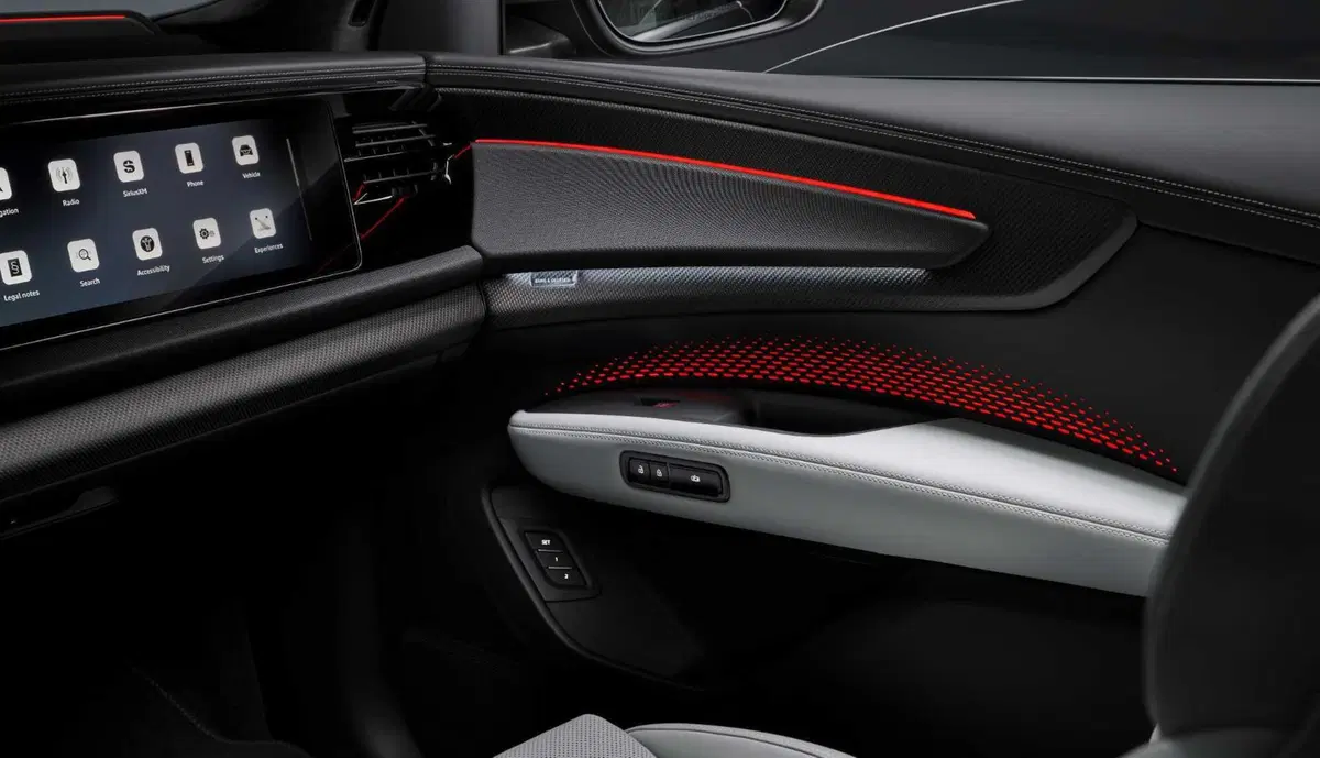 Nuova Audi Q9, dentro il SUV di lusso di Ingolstadt: porte elettriche, sette posti e 4D Sound (6)
