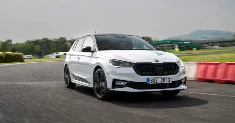 Skoda Fabia Motorsport Edition: arriva la serie limitata da 125 esemplari che celebra la tradizione racing del marchio