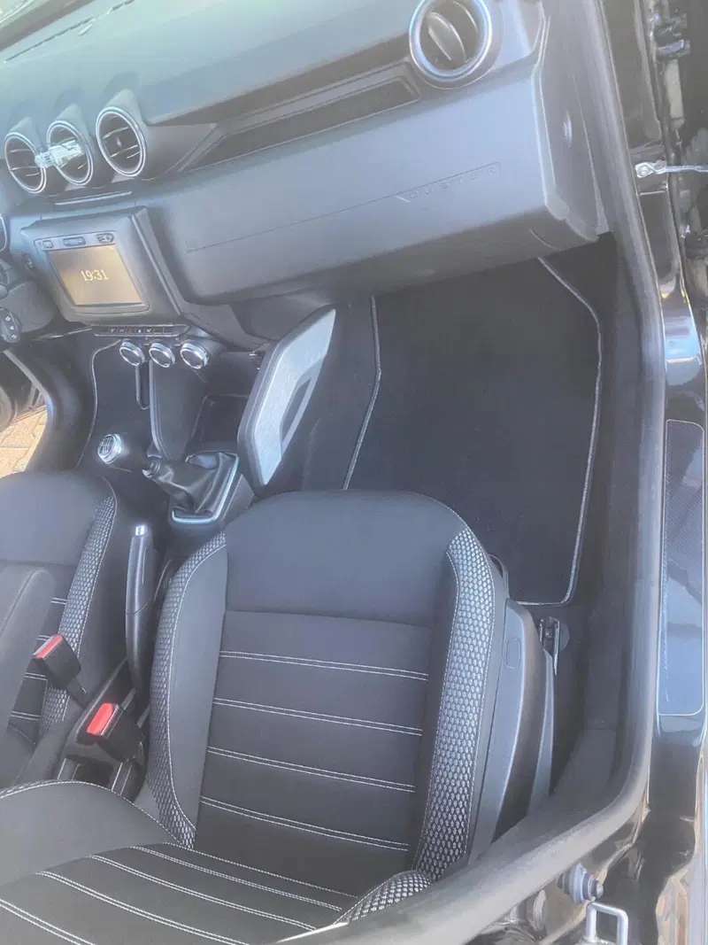 Dacia Duster usata a Firenze (19)