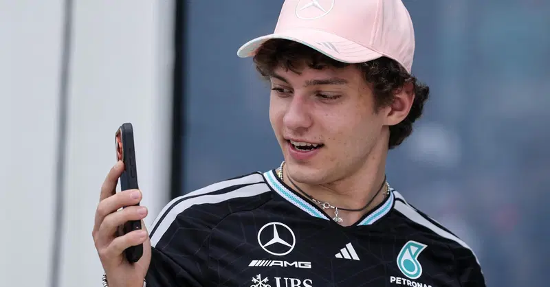 Domina in F1 ma torna a casa per "migliorare": ecco dove &egrave; stato sorpreso Andrea Kimi Antonelli prima del GP Canada