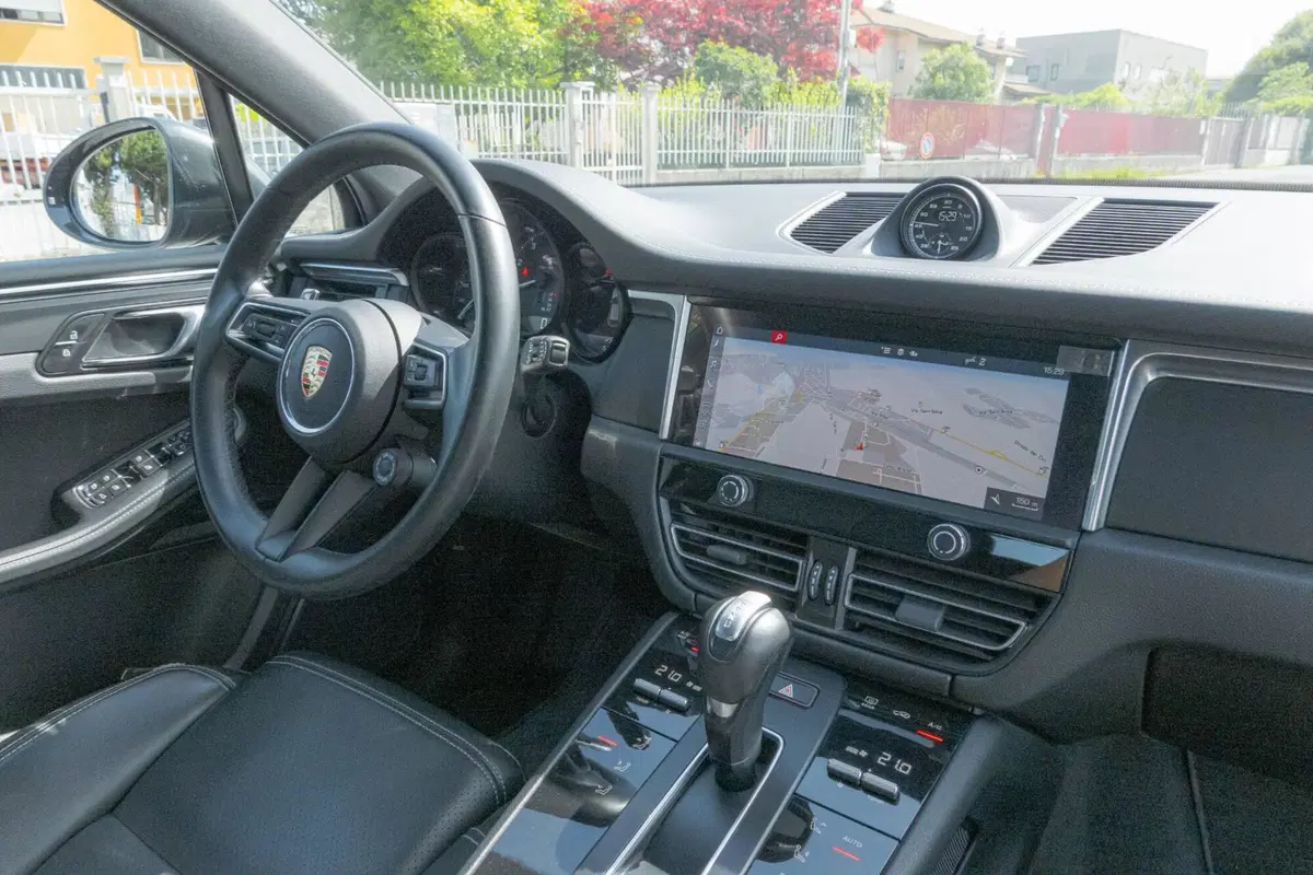 Porsche Macan usata a Cuneo (7)