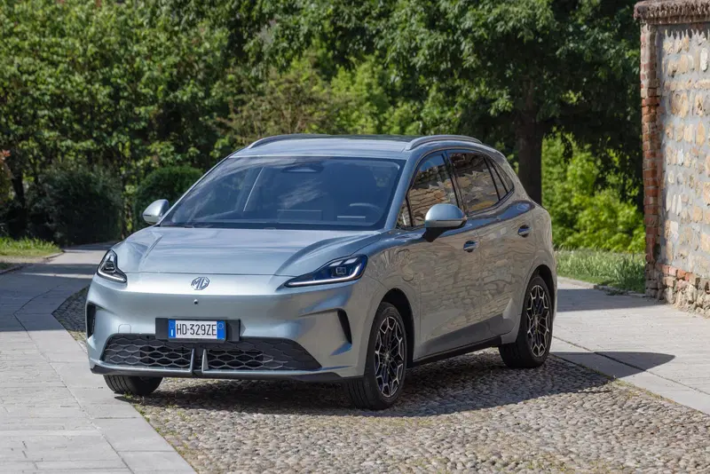 MG4 Urban: l'elettrica da 19.490 euro che non vuole essere una citycar [VIDEO]