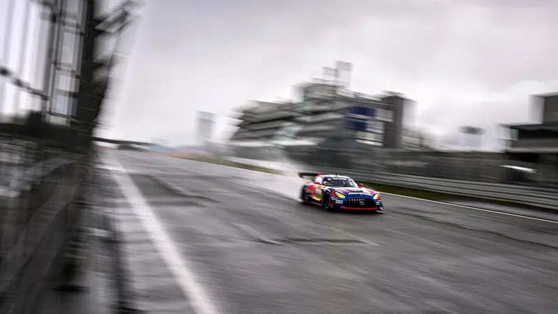 Sold out e un solo obiettivo: la storia. Guida completa alla 24 Ore del N&uuml;rburgring 2026 con Max Verstappen