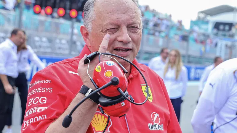 &ldquo;L'obiettivo non &egrave; innovare, &egrave; vincere&rdquo;: Vasseur scuote Maranello e svela l'arma segreta della Ferrari per il 2026