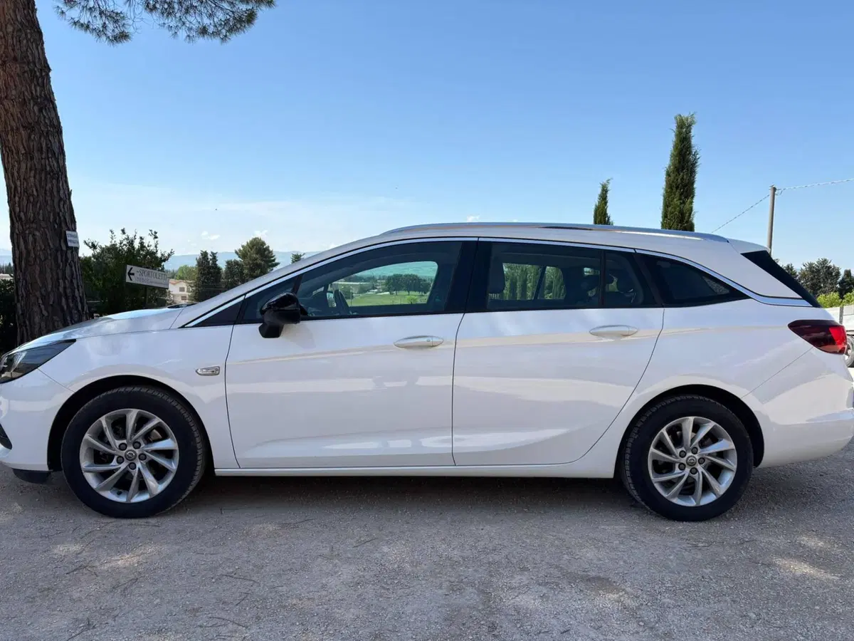 Opel Astra Station Wagon usata a Perugia (2)