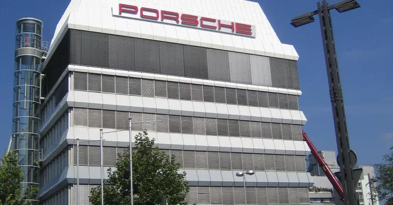 Porsche SE, l'utile "corretto" non maschera i nodi del Gruppo: profondo rosso contabile nel primo trimestre