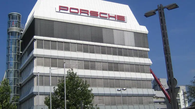 Porsche SE, l'utile "corretto" non maschera i nodi del Gruppo: profondo rosso contabile nel primo trimestre