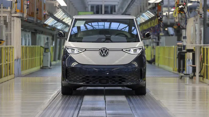 Volkswagen ammette: &ldquo;Le elettriche rendono fino al 30% in meno&rdquo; rispetto alle auto termiche