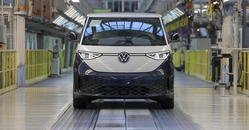 Volkswagen ammette: &ldquo;Le elettriche rendono fino al 30% in meno&rdquo; rispetto alle auto termiche