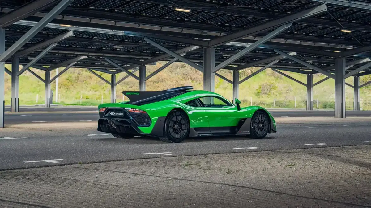 Mercedes-AMG One in vendita dopo soli 185 km: il tagliando costa quasi quanto un'auto nuova (12)