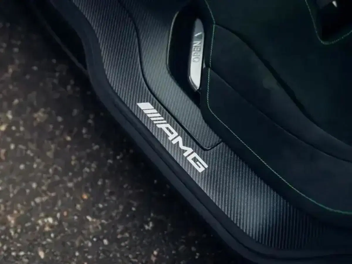Mercedes-AMG One in vendita dopo soli 185 km: il tagliando costa quasi quanto un'auto nuova (23)