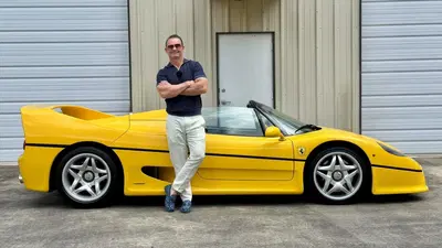 Ha rifiutato 12 milioni di dollari per la sua Ferrari F50: la storia del collezionista che preferisce guidare i sogni
