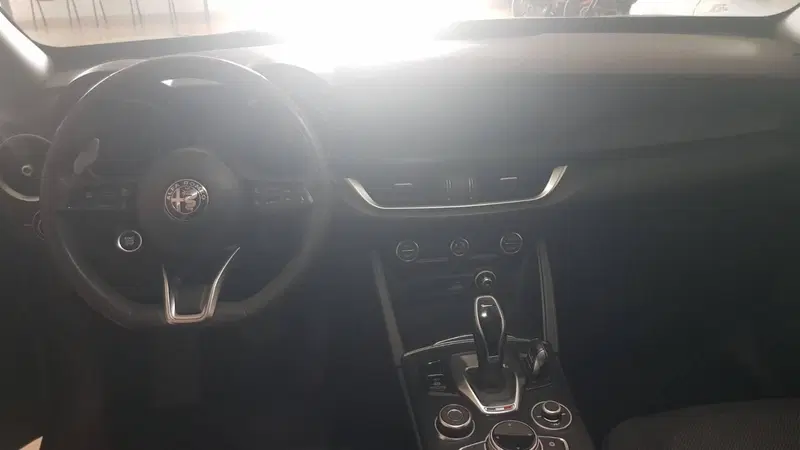 Alfa Romeo Stelvio usata a Barletta-Andria-Trani (2)