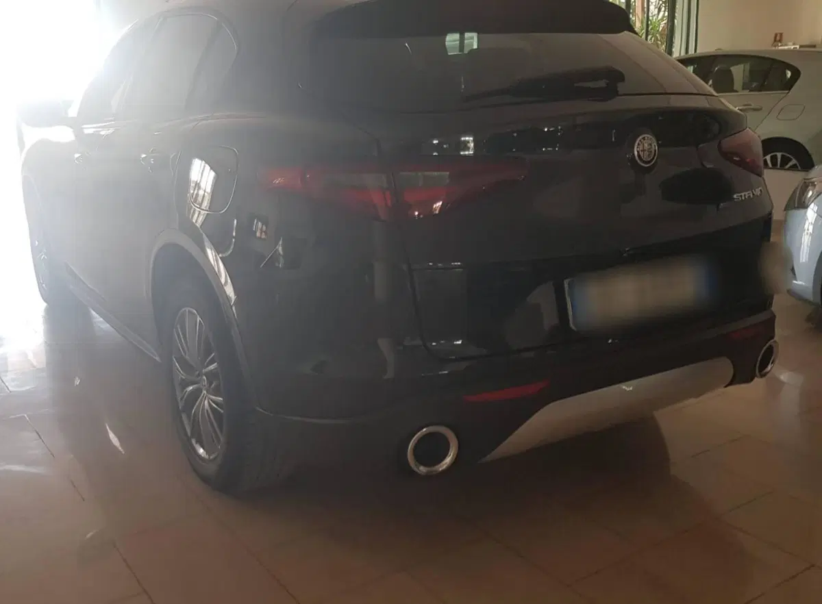 Alfa Romeo Stelvio usata a Barletta-Andria-Trani (8)