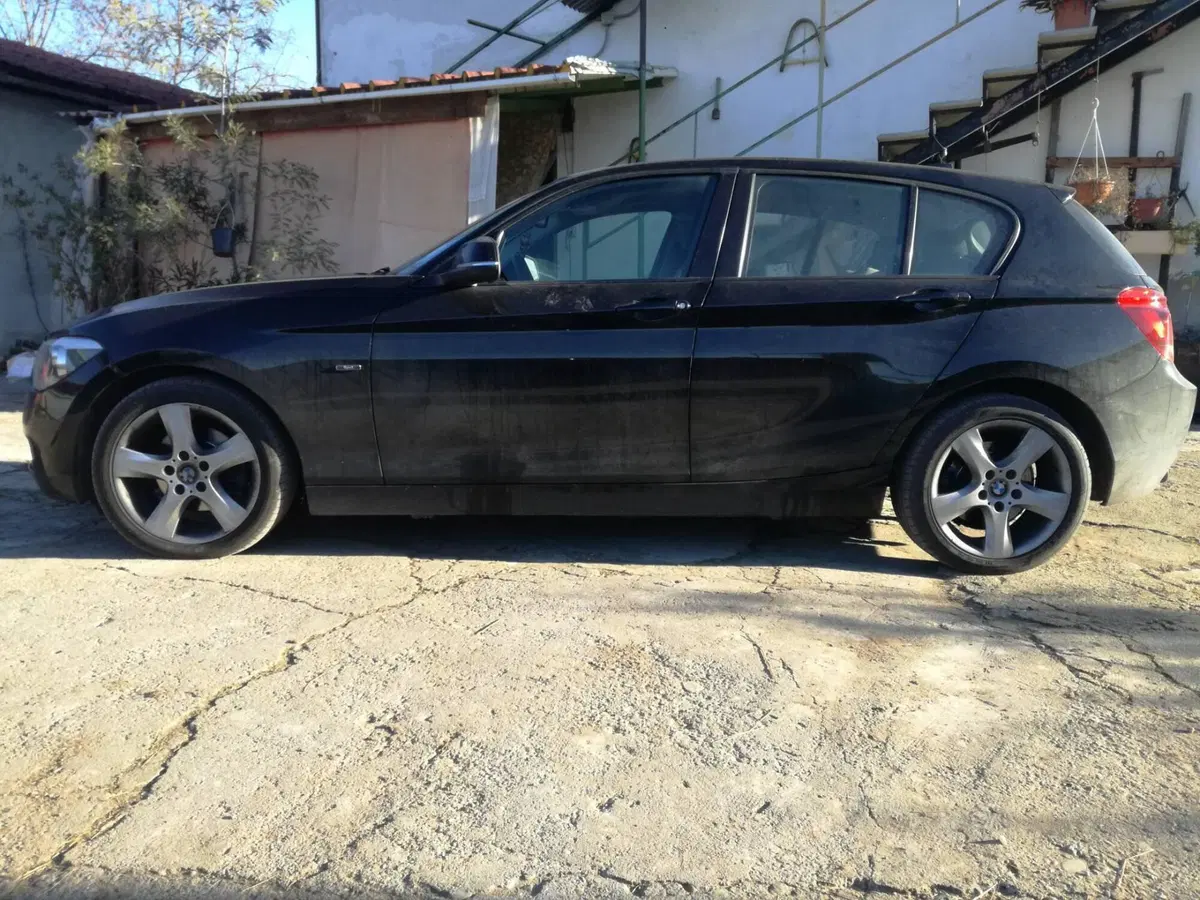 BMW Serie 1 5p. usata a Torino (7)