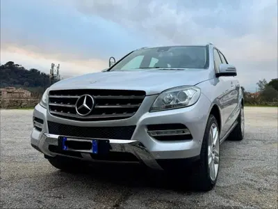 Mercedes-Benz Classe ML 350 BlueTEC 4Matic Sport del 2011 usata a Spoleto