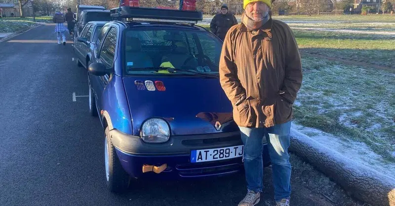 Da auto abbandonata a &ldquo;rally special&rdquo;: la Renault Twingo che rinasce per il Twing Raid