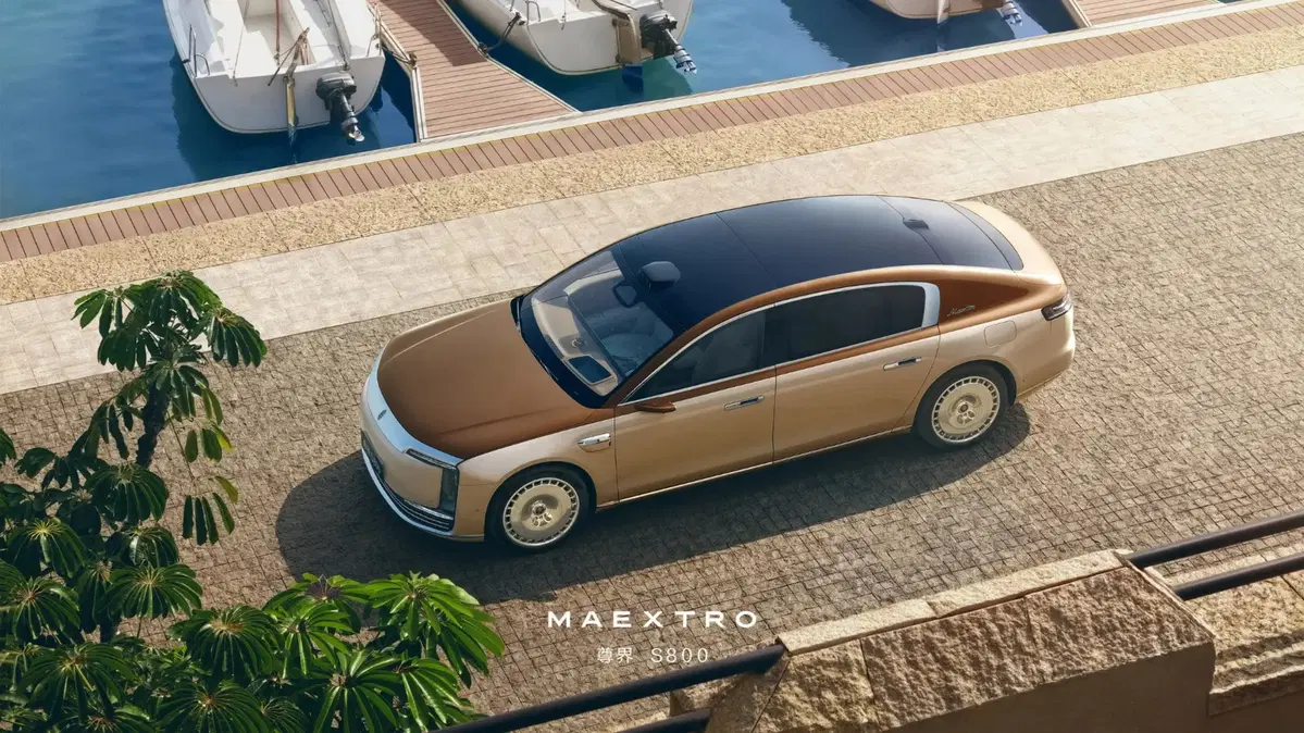 Oro, tecnologia e un prezzo da élite: debutta Maextro S800 Grand Design (3)