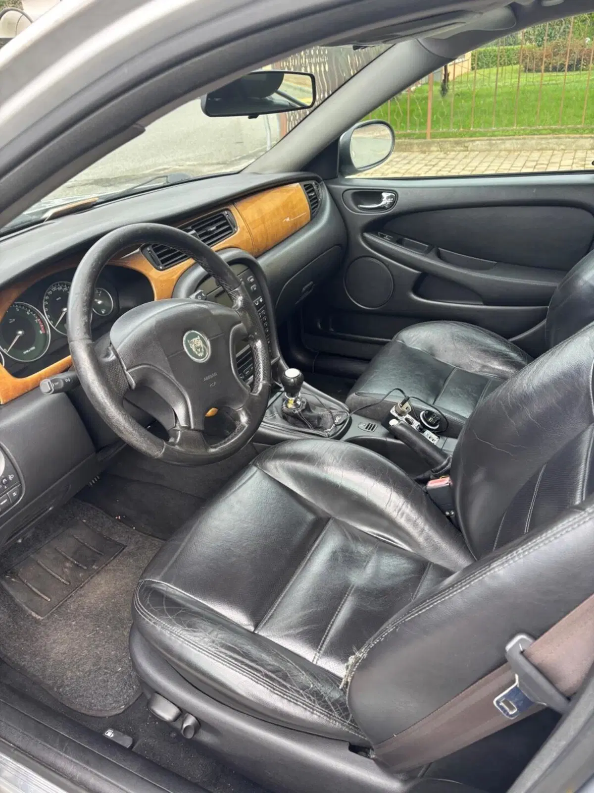 Jaguar X-Type usata a Biella (5)