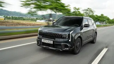 Nuova Kia Seltos 2026: Il SUV compatto cambia tutto, diventa Ibrido e punta sull'Intelligenza Artificiale