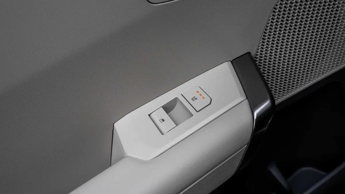 Nuova Kia Seltos 2026: Il SUV compatto cambia tutto, diventa Ibrido e punta sull'Intelligenza Artificiale (26)