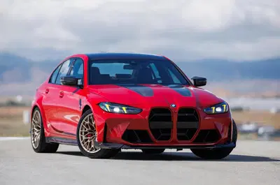 BMW M3 CS &ldquo;Handschalter&rdquo;: l&rsquo;ultima G80 celebra il cambio a sei marce e la trazione posteriore