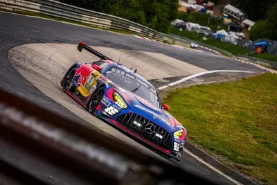 Max Verstappen ha bruciato la vittoria alla 24h del N&uuml;rburgring 2026 con la sua aggressivit&agrave;?