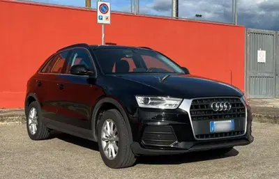 Audi Q3 35 2.0 tdi Business s-tronic del 2018 usata a Sansepolcro