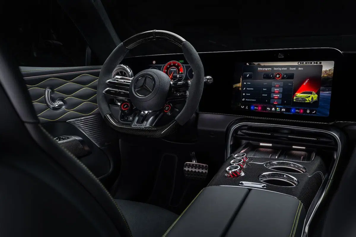 Mercedes-AMG GT 4-Door elettrica: fino a 1.150 CV e architettura 800 Volt per la nuova era AMG (20)