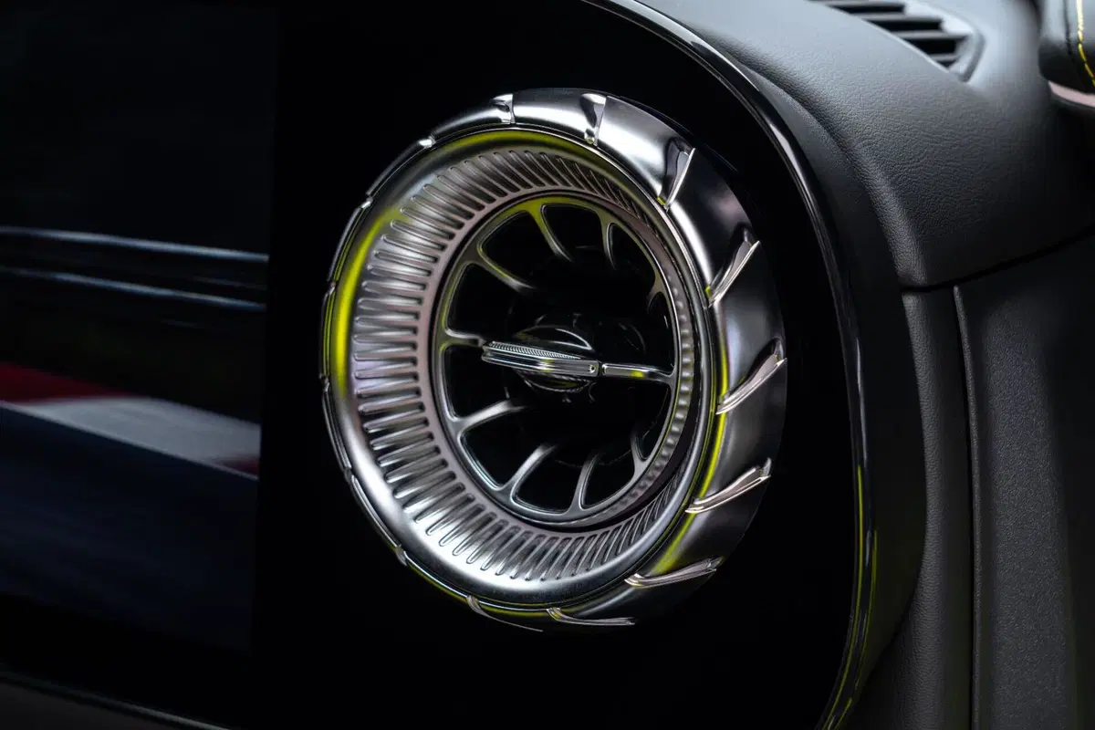 Mercedes-AMG GT 4-Door elettrica: fino a 1.150 CV e architettura 800 Volt per la nuova era AMG (22)