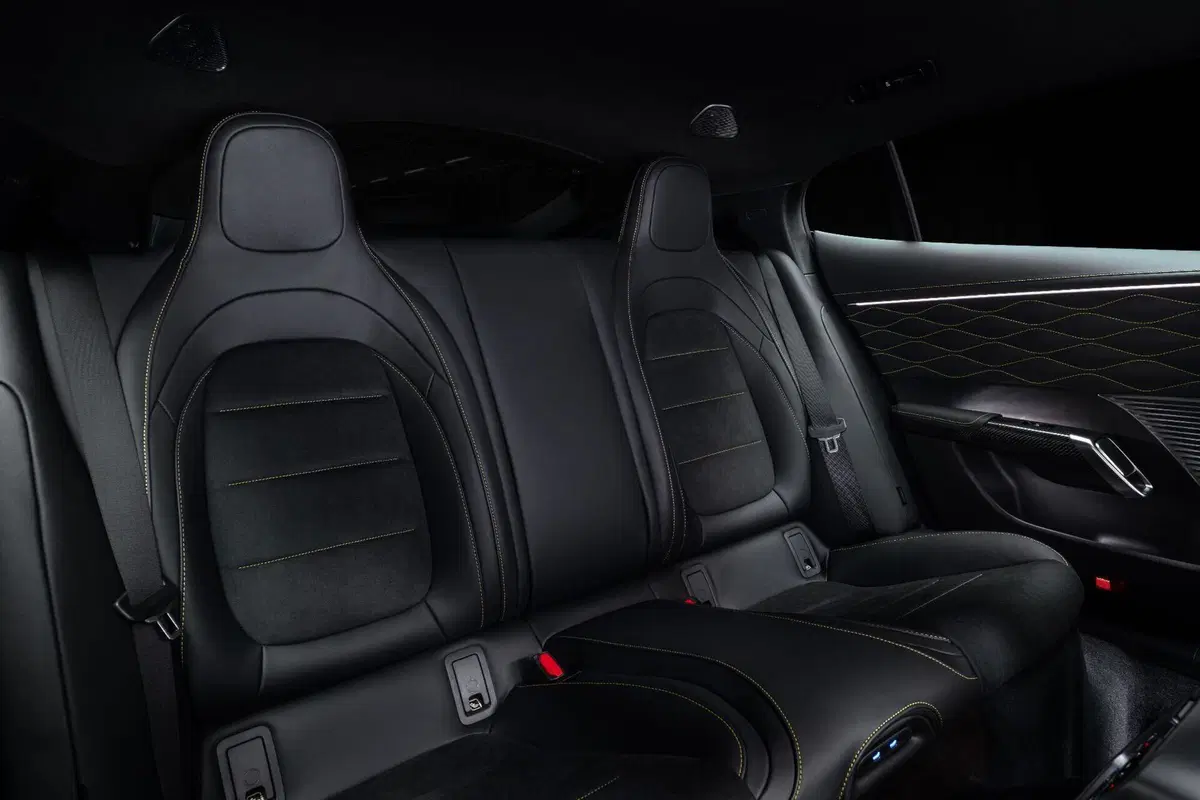Mercedes-AMG GT 4-Door elettrica: fino a 1.150 CV e architettura 800 Volt per la nuova era AMG (23)