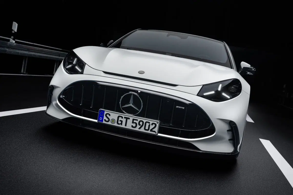 Mercedes-AMG GT 4-Door elettrica: fino a 1.150 CV e architettura 800 Volt per la nuova era AMG (34)