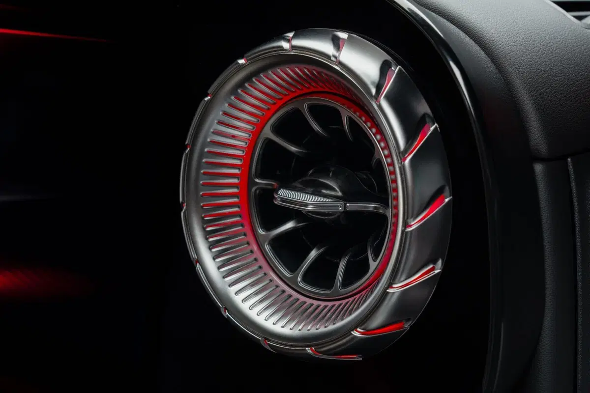Mercedes-AMG GT 4-Door elettrica: fino a 1.150 CV e architettura 800 Volt per la nuova era AMG (51)