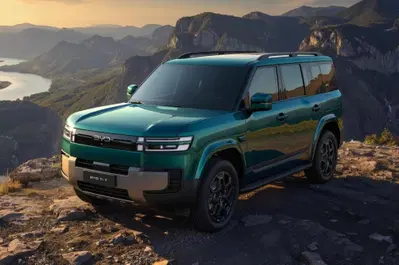 BYD Ti7: il nuovo SUV ibrido plug-in a 7 posti sfida il Land Rover Defender