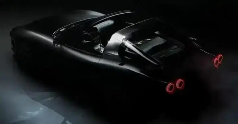 Touring Superleggera Veloce12 Aperta, cento anni di leggenda celebrati con un V12 che non fa sconti