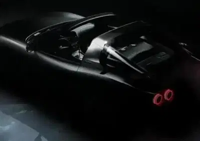 Touring Superleggera Veloce12 Aperta, cento anni di leggenda celebrati con un V12 che non fa sconti