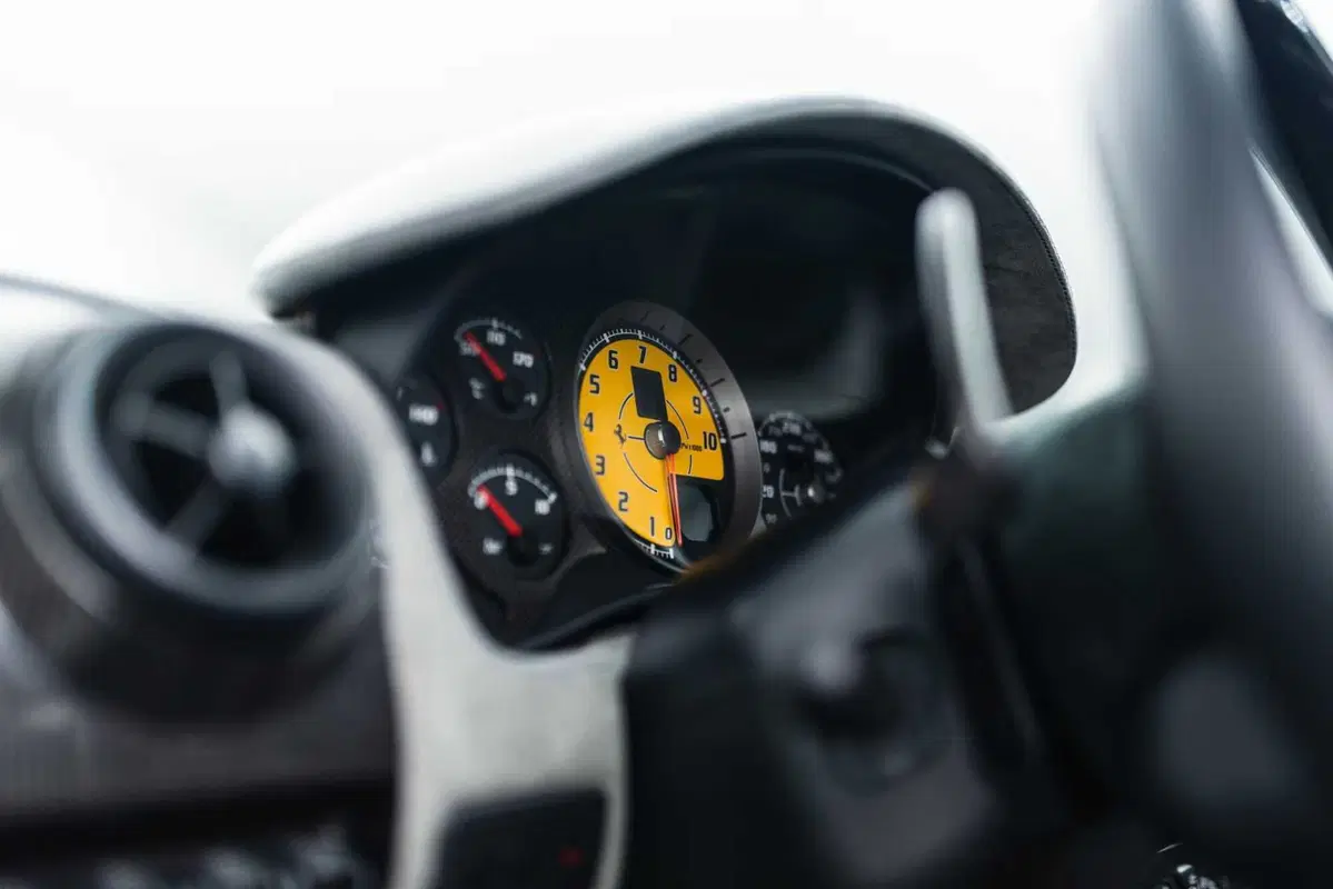 Ferrari 430 Scuderia, riemerge dopo 18 anni la prima mai costruita: era nascosta nei garage di Maranello (2)