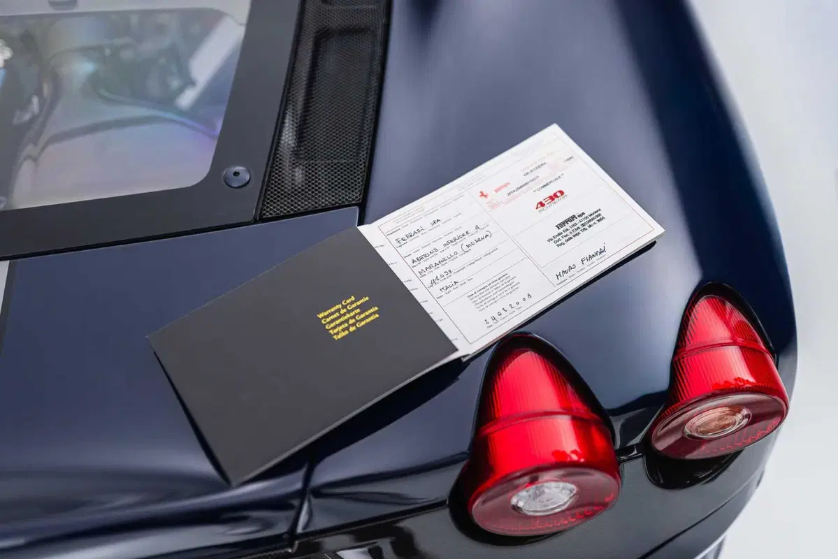 Ferrari 430 Scuderia, riemerge dopo 18 anni la prima mai costruita: era nascosta nei garage di Maranello (6)
