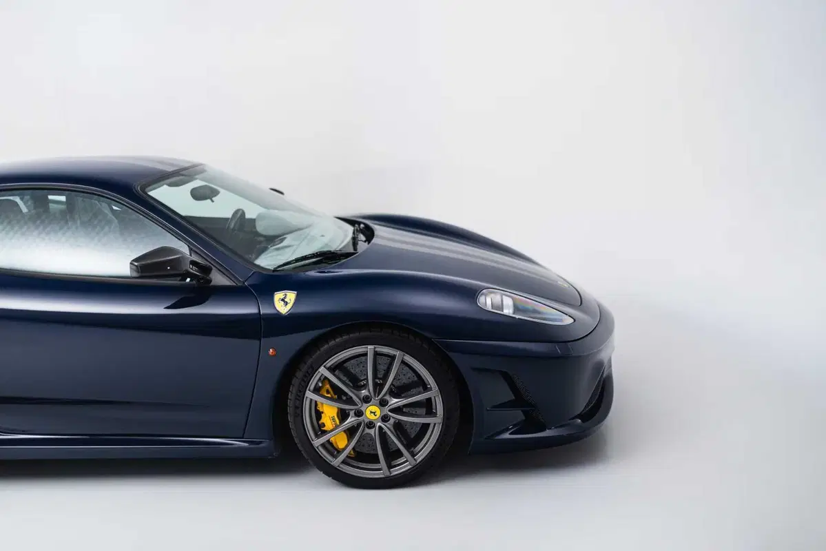 Ferrari 430 Scuderia, riemerge dopo 18 anni la prima mai costruita: era nascosta nei garage di Maranello (7)