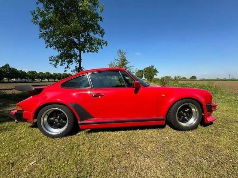 Porsche 911  d'epoca a Carbonia-Iglesias