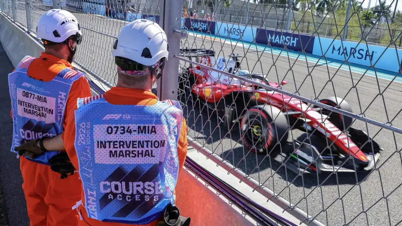 "&Egrave; ingiusto, gli altri non sono stati corretti!": Vasseur non ci sta. Cos&igrave; la FIA ha neutralizzato il segreto Ferrari