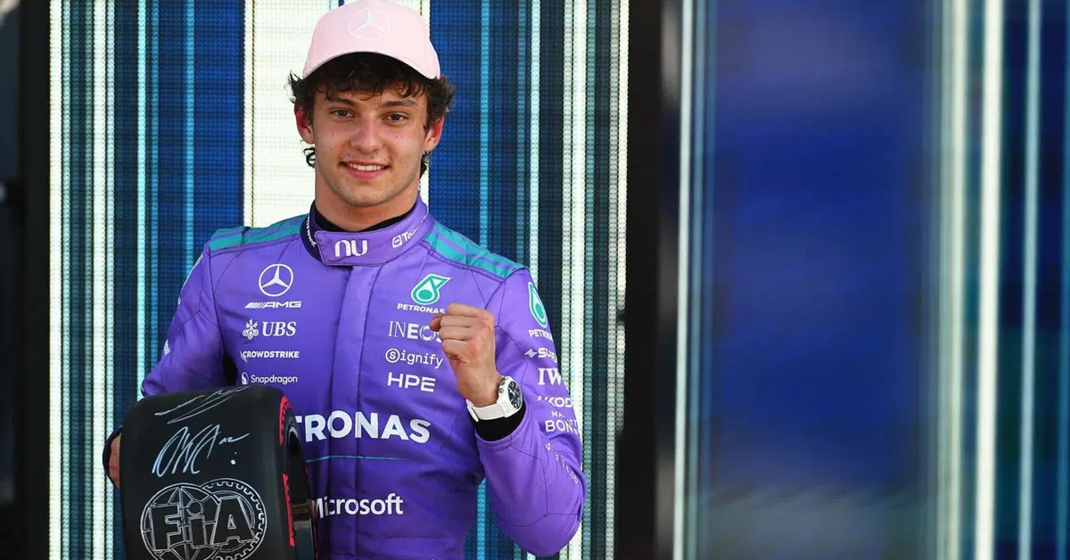 F1. &ldquo;Verstappen al N&uuml;rburgring? Incredibile&rdquo;: l&rsquo;elogio di Andrea Kimi Antonelli a Max. E dei paragoni con Jannik Sinner dice...