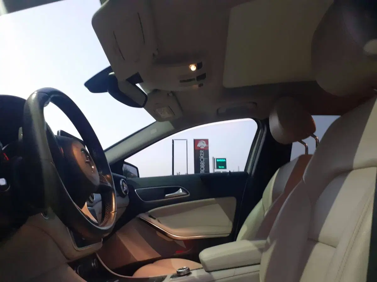 Mercedes-Benz GLA SUV usata a Cosenza (7)
